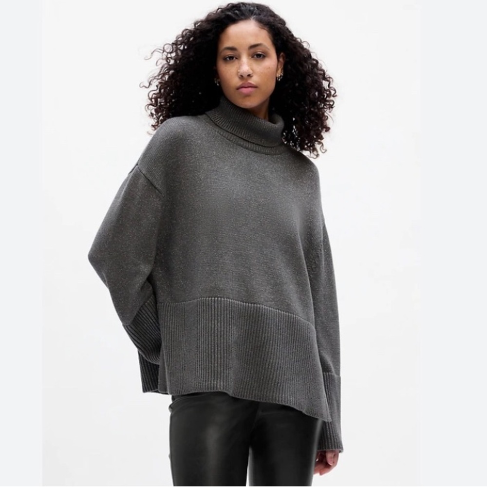 GAP NWT Split-Hem Turtleneck Silver Lurex Chunky Knit Sweater Size M